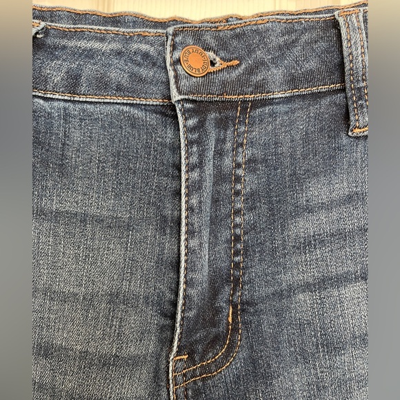 Judy Blue Wide Leg Distressed Style Jeans Size 16W High Rise Stretch Denim - Picture 5 of 16